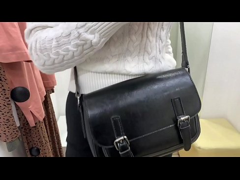 ❤️ ציבור מאַסטערביישאַן פון יונג הור פעראַלבעררי מיט אַ דילדאָ אין די פּאַסן צימער ❤️ קוואַליטעט פּאָרן ביי yi.hentaisun.ru ❤