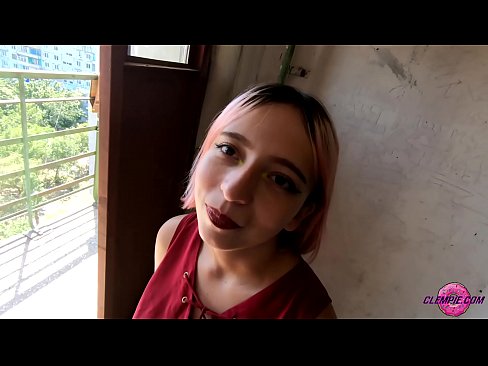 ❤️ סענסואַל תּלמיד סאַקס אַ פרעמדער אין די אָוטבאַקק - מיט זיין פּנים ❤️ קוואַליטעט פּאָרן ביי yi.hentaisun.ru ❤